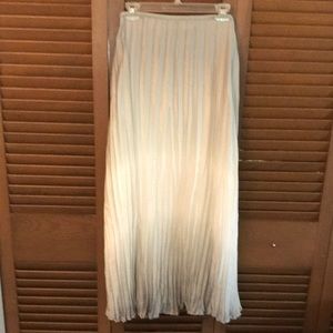 | NWT Chico’s Ombre Crinkle Pleated Maxi Skirt…L/14